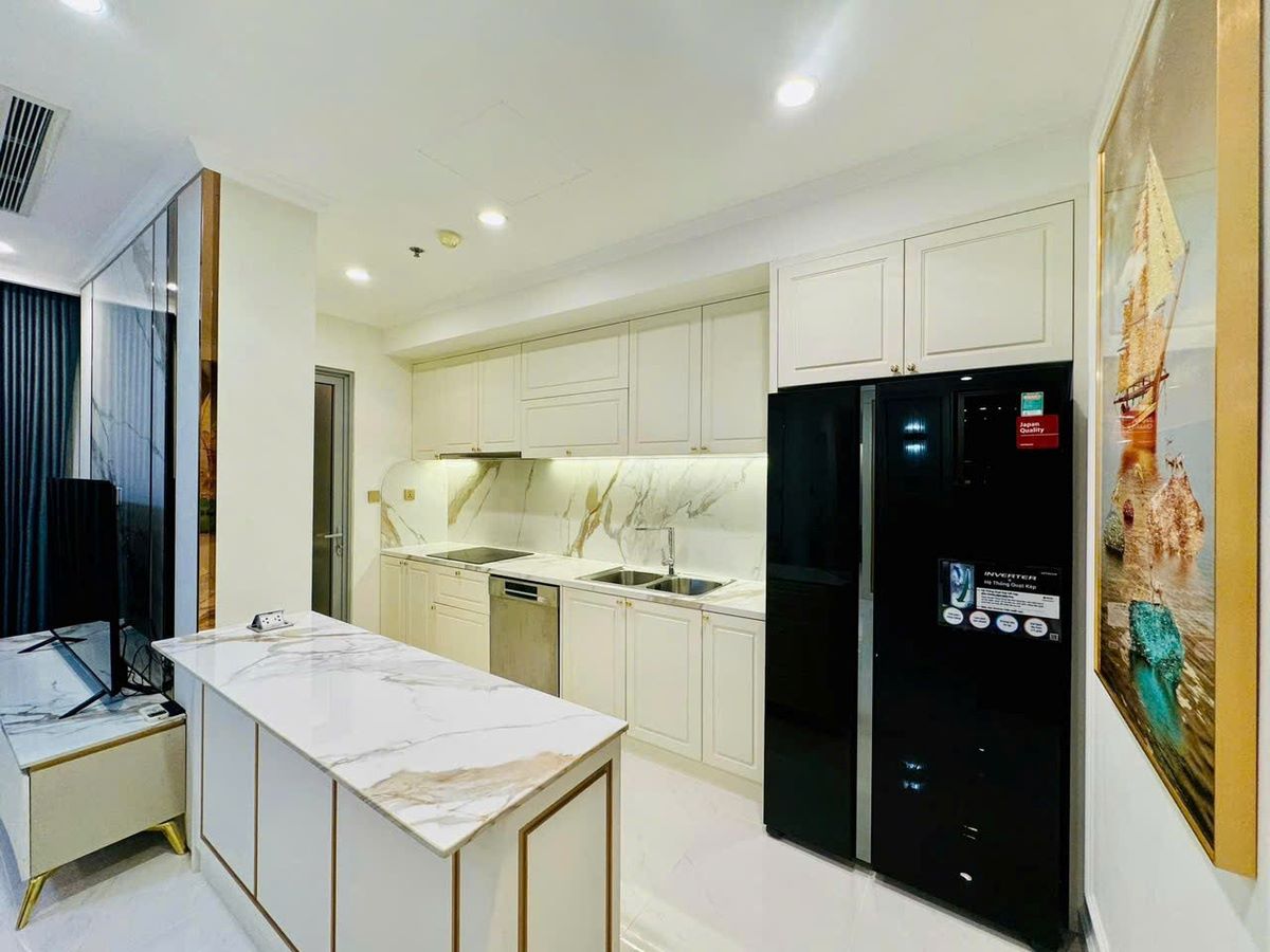 Phòng bếp được thiết kế hiện đại